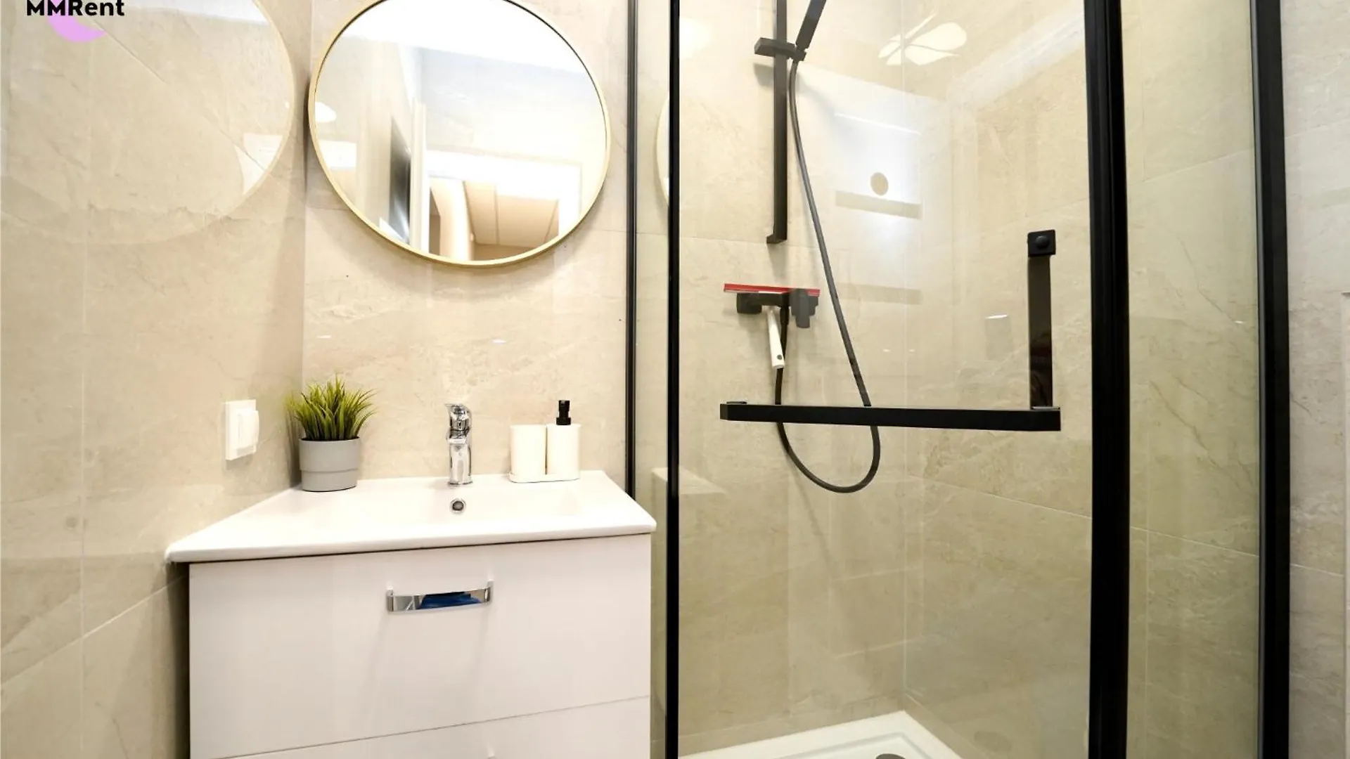 Mmrent Umbrella Room غدانسك